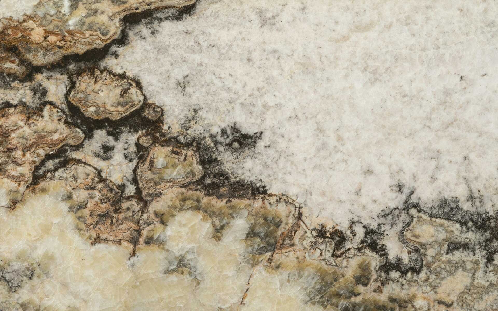 Crystal Planet Onyx